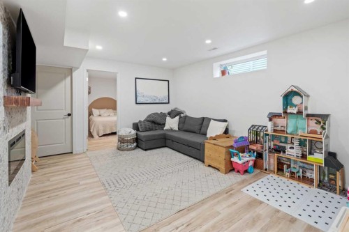 168 Chaparral Ridge Circle Se, Calgary, AB - Indoor