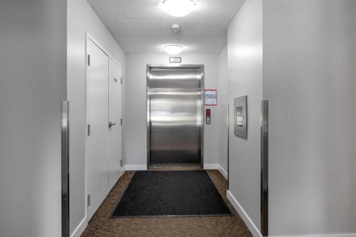 2214-81 Legacy Boulevard Se, Calgary, AB - Indoor Photo Showing Other Room