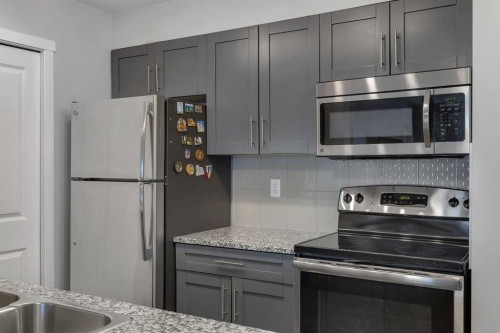 2214-81 Legacy Boulevard Se, Calgary, AB - Indoor Photo Showing Kitchen