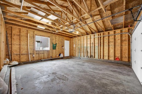 439 Redstone Drive Ne, Calgary, AB - Indoor