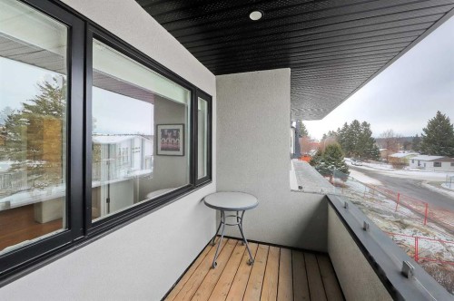 4512 21 Avenue Nw, Calgary, AB - Outdoor With Balcony With Exterior