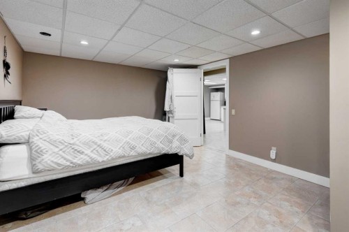 88 Sunhurst Road Se, Calgary, AB - Indoor