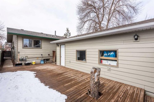 88 Sunhurst Road Se, Calgary, AB - Outdoor With Exterior