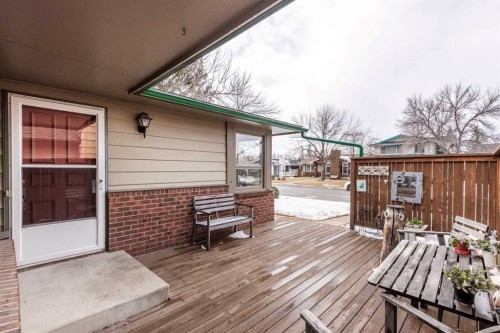 88 Sunhurst Road Se, Calgary, AB - Outdoor With Deck Patio Veranda With Exterior