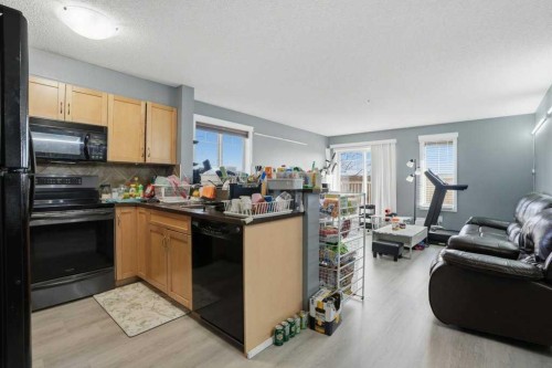 5106-70 Panamount Drive Nw, Calgary, AB - Indoor Photo Showing Other Room