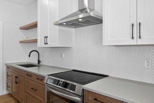 78 Silverton Glen Crescent Sw, Calgary, AB - Indoor Photo Showing Kitchen