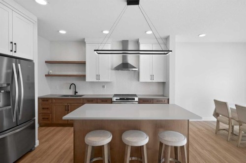 78 Silverton Glen Crescent Sw, Calgary, AB - Indoor Photo Showing Kitchen With Upgraded Kitchen