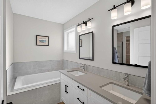 78 Silverton Glen Crescent Sw, Calgary, AB - Indoor Photo Showing Bathroom