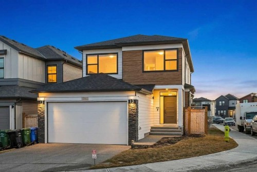 78 Silverton Glen Crescent Sw, Calgary, AB - Outdoor