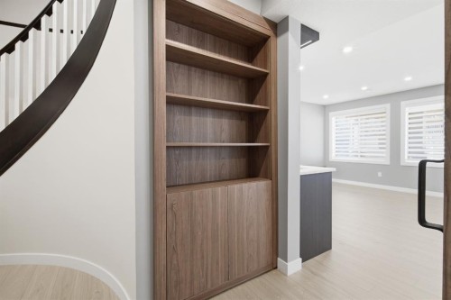 101 Evansborough Green Nw, Calgary, AB - Indoor Photo Showing Other Room