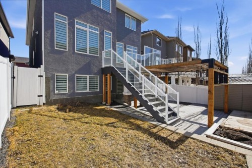 101 Evansborough Green Nw, Calgary, AB - Outdoor