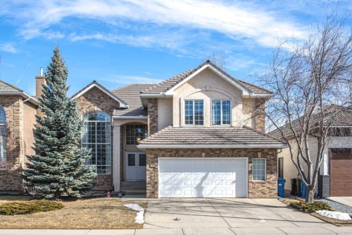 143 Hamptons Terrace Nw, Calgary, AB - Outdoor With Facade