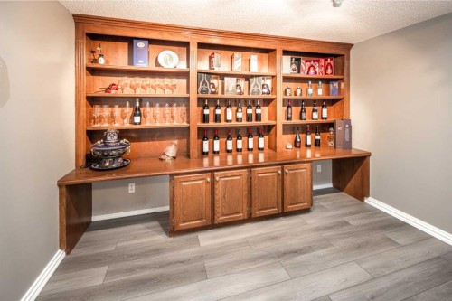 143 Hamptons Terrace Nw, Calgary, AB - Indoor Photo Showing Office