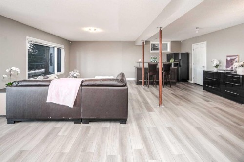 143 Hamptons Terrace Nw, Calgary, AB - Indoor