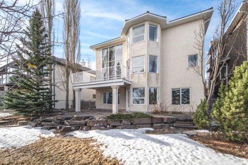 143 Hamptons Terrace Nw, Calgary, AB - Outdoor With Balcony With Facade