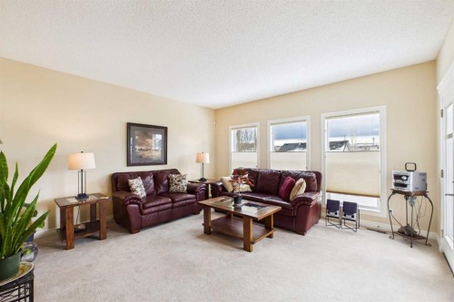 167 Evanston View Nw, Calgary, AB - Indoor Photo Showing Living Room