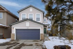 167 Evanston View NW Calgary, AB T3P 1H3