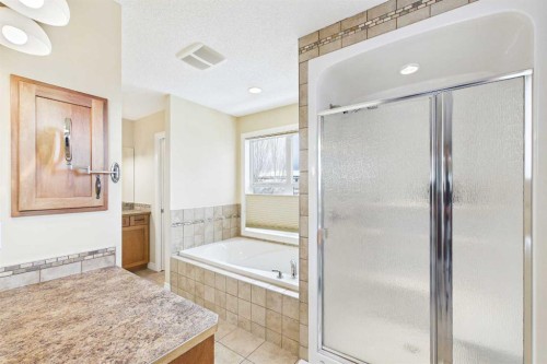 167 Evanston View Nw, Calgary, AB - Indoor Photo Showing Bathroom