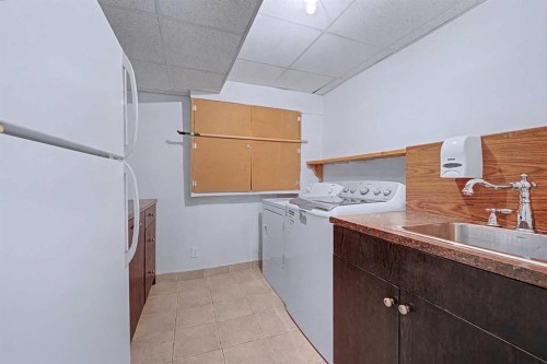 152 Saddlecreek Terrace Ne, Calgary, AB - Indoor Photo Showing Laundry Room