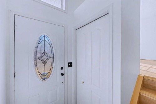 152 Saddlecreek Terrace Ne, Calgary, AB - Indoor Photo Showing Other Room