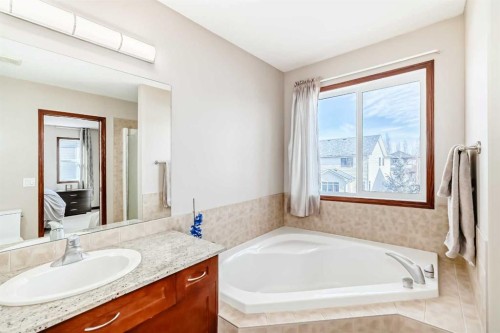 148 Hawkmere Way, Chestermere, AB - Indoor Photo Showing Bathroom
