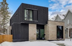 2017 56 Avenue SW Calgary, AB T3E 1M7