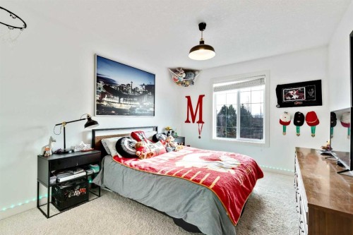36 Cranarch Grove Se, Calgary, AB - Indoor Photo Showing Bedroom