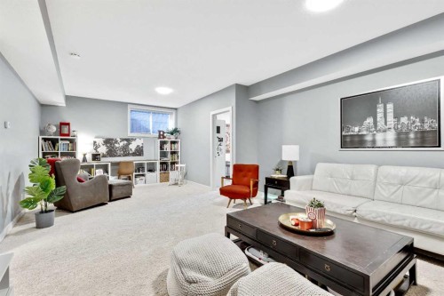 36 Cranarch Grove Se, Calgary, AB - Indoor Photo Showing Living Room