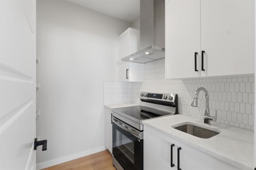 84 Lewiston View Ne, Calgary, AB - Indoor Photo Showing Kitchen