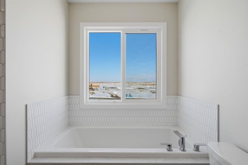 84 Lewiston View Ne, Calgary, AB - Indoor Photo Showing Bathroom