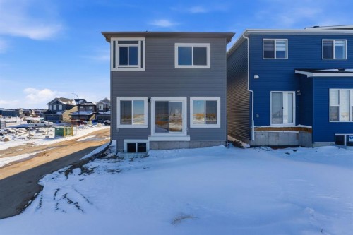 84 Lewiston View Ne, Calgary, AB - Outdoor