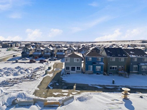 84 Lewiston View Ne, Calgary, AB - Outdoor