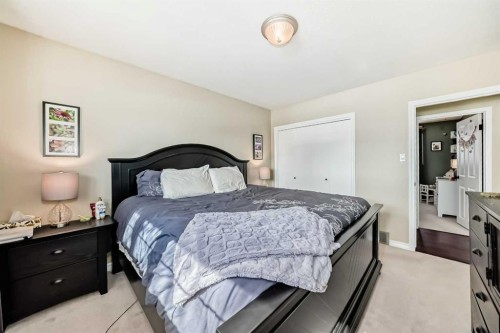 5202 44 Street, Olds, AB - Indoor Photo Showing Bedroom