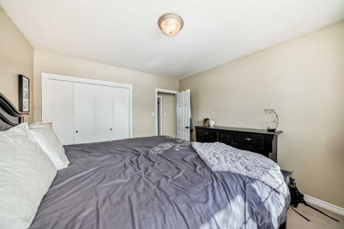 5202 44 Street, Olds, AB - Indoor Photo Showing Bedroom