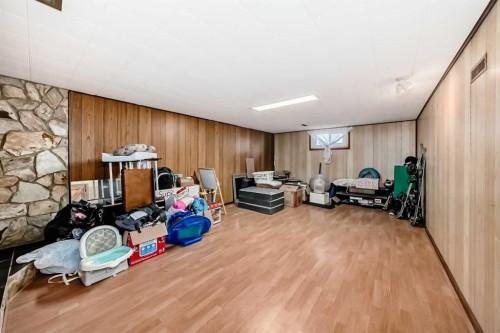 5202 44 Street, Olds, AB - Indoor