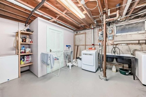 5202 44 Street, Olds, AB - Indoor Photo Showing Other Room