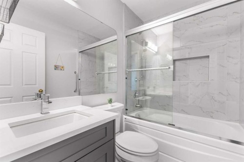26 Arbour Butte Way Nw, Calgary, AB - Indoor Photo Showing Bathroom