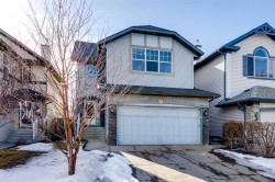 35 New Brighton Manor SE Calgary, AB T2Z 4G8