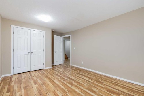 35 New Brighton Manor Se, Calgary, AB - Indoor Photo Showing Other Room