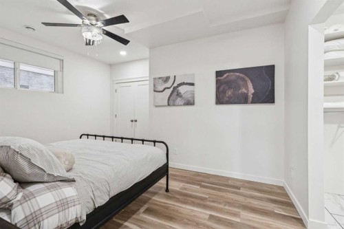 50 Riviera View, Cochrane, AB - Indoor Photo Showing Bedroom