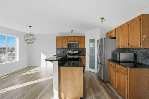 53 Saddlecrest Place Ne, Calgary, AB 