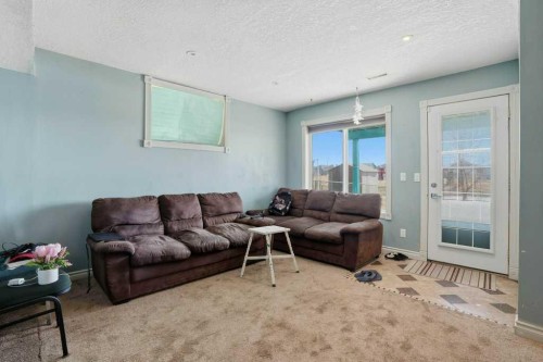 53 Saddlecrest Place Ne, Calgary, AB 