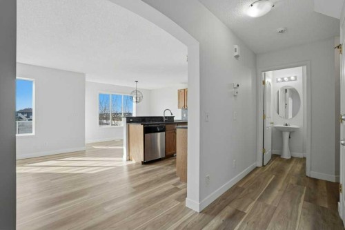 53 Saddlecrest Place Ne, Calgary, AB 