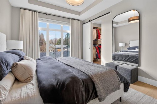 6515 Longmoor Way Sw, Calgary, AB - Indoor Photo Showing Bedroom