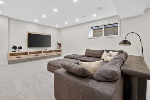 6515 Longmoor Way Sw, Calgary, AB - Indoor