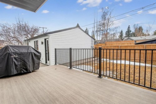 6515 Longmoor Way Sw, Calgary, AB - Outdoor With Exterior