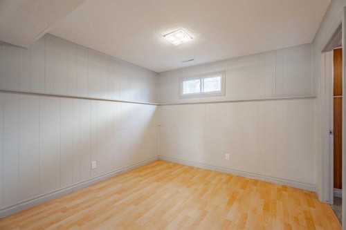 4707 Brockington Road Nw, Calgary, AB - Indoor Photo Showing Other Room