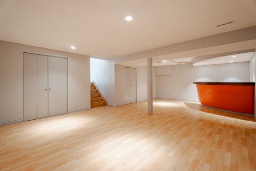 4707 Brockington Road Nw, Calgary, AB - Indoor