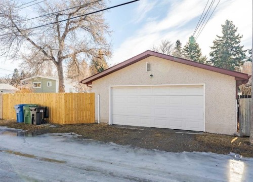 4707 Brockington Road Nw, Calgary, AB - Outdoor