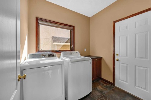 10409 Hamptons Boulevard Nw, Calgary, AB - Indoor Photo Showing Laundry Room